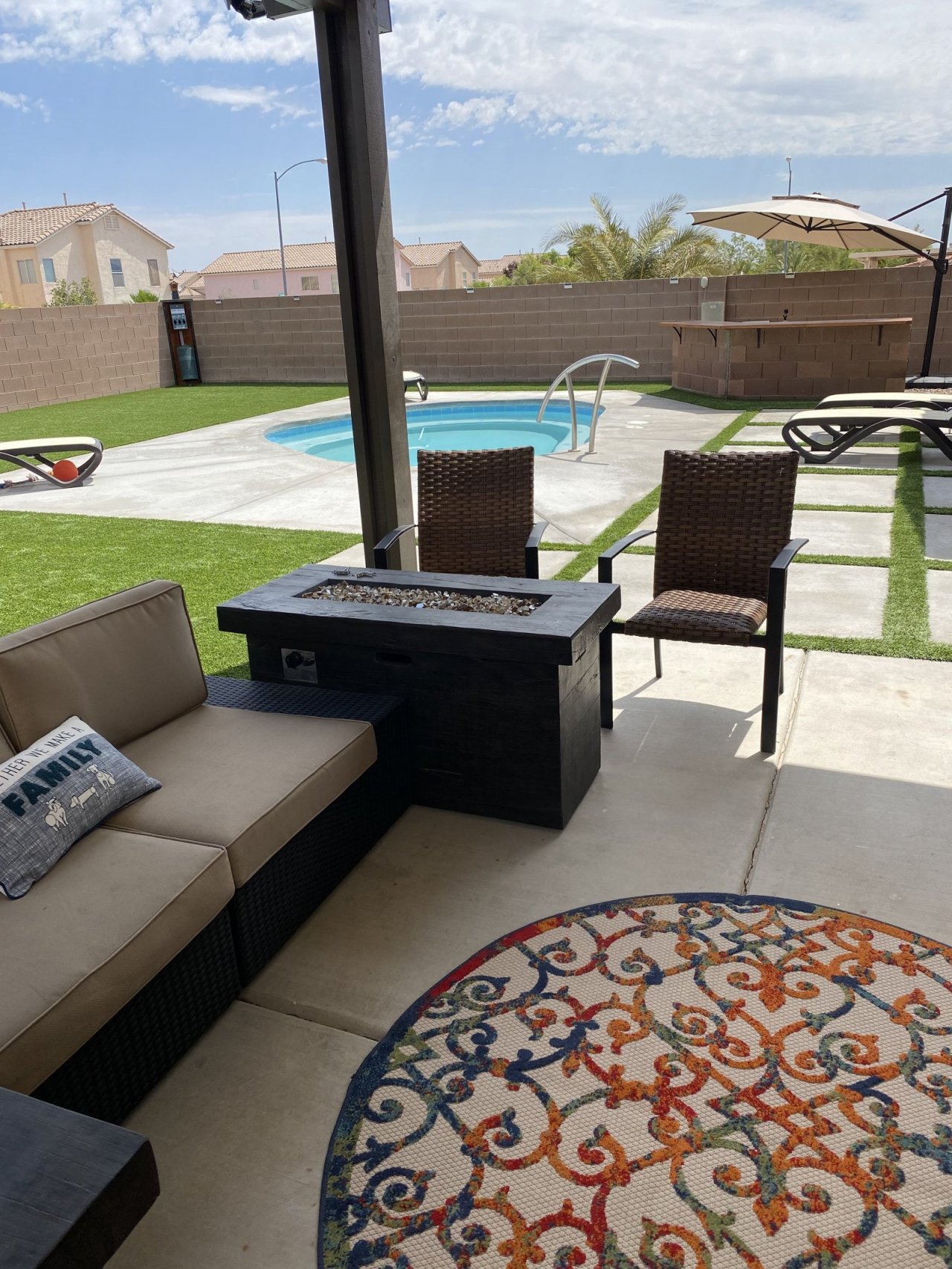 Las Vegas Dog Yard Paw Partner